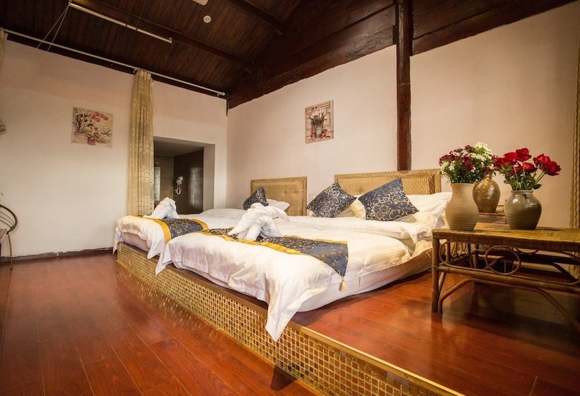 ホテル Travel Around The World Inn