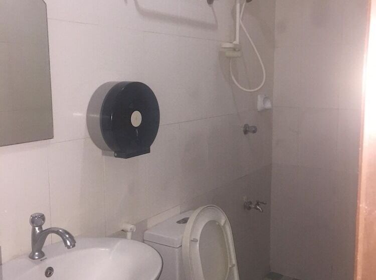 Jeamco Royal Hotel   Baybay