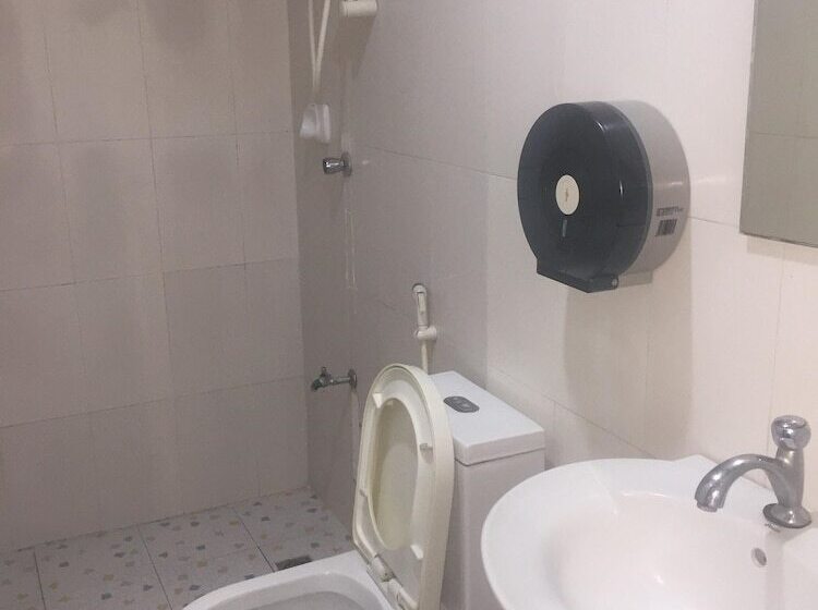 Jeamco Royal Hotel   Baybay