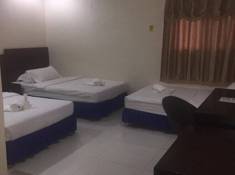 Jeamco Royal Hotel   Baybay