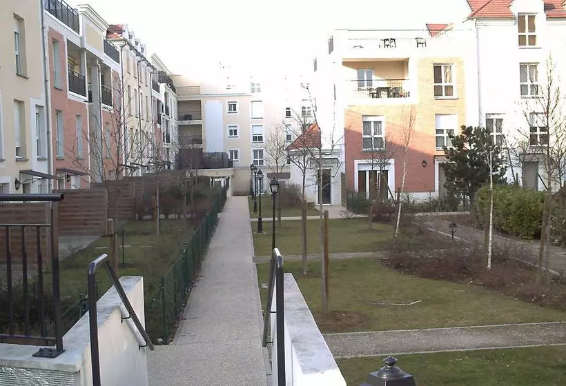 Appart'hôtel City Résidence Marne La Vallée Bry Sur Marne