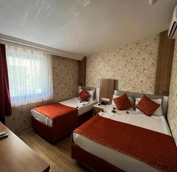 هتل Aleria Belport Beach