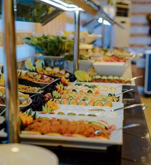 هتل Aleria Belport Beach