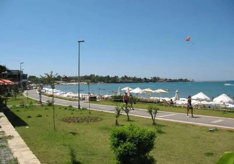 Hotel Clover Magic Nova Beach