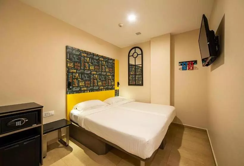 Fragrance Hotel   Oasis