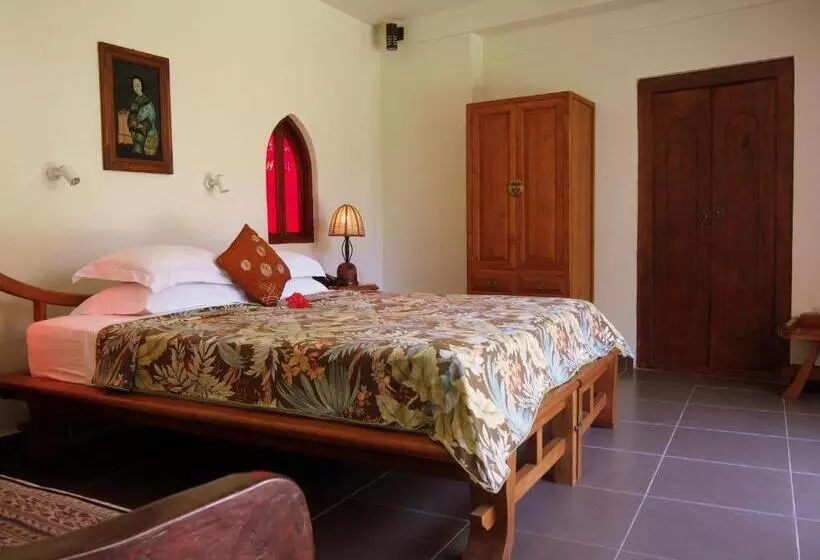 Отель Gajah Mina Beach Resort