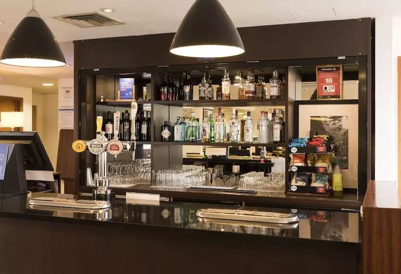 Hotelli Holiday Inn Express Birmingham Star City, An Ihg