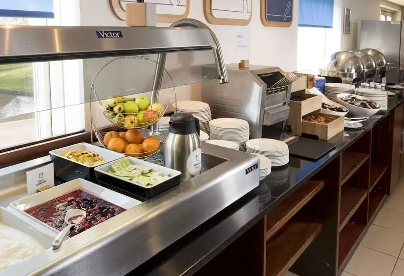 Hotelli Holiday Inn Express Birmingham Star City, An Ihg