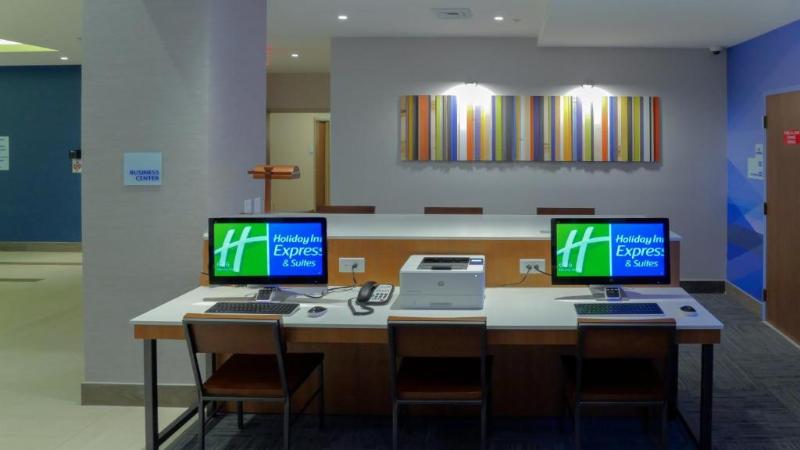 בית מלון כפרי Holiday Inn Express & Suites Riverport Richmond, An Ihg