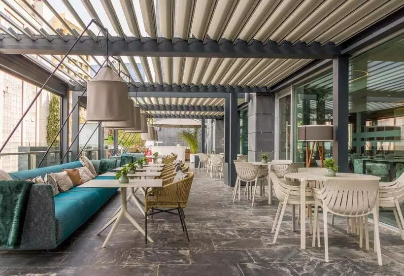 Hotel Ilunion Atrium