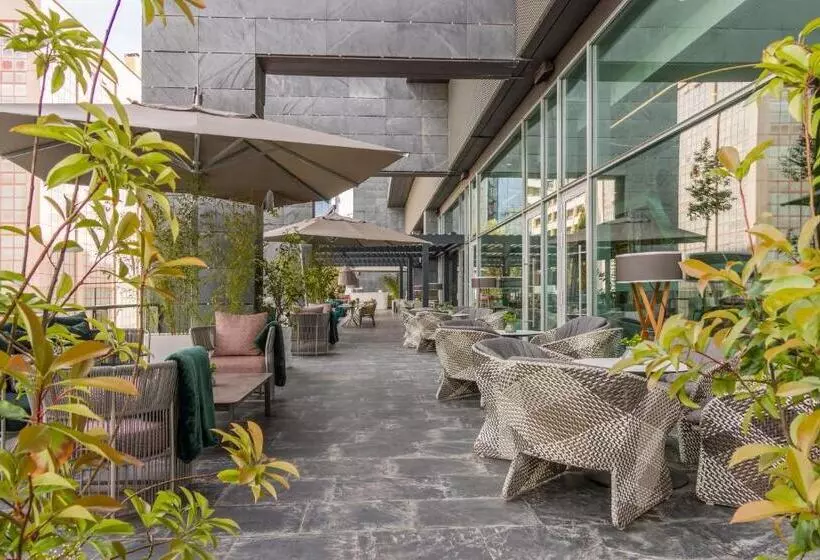 Hotel Ilunion Atrium