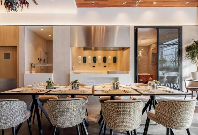 Hotel Ilunion Atrium