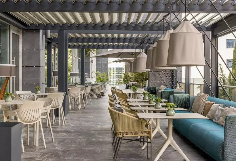 Hotel Ilunion Atrium