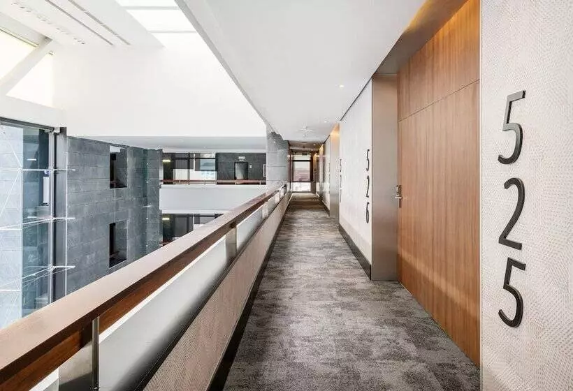 Hotel Ilunion Atrium