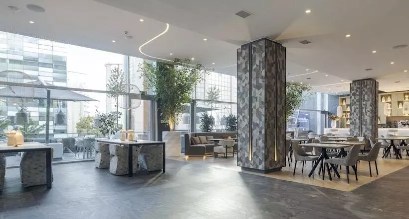 Hotel Ilunion Atrium