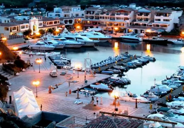 ホテル La Reggia Di Nausicaa