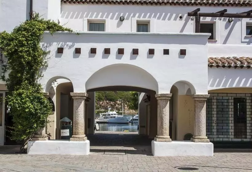 ホテル La Reggia Di Nausicaa