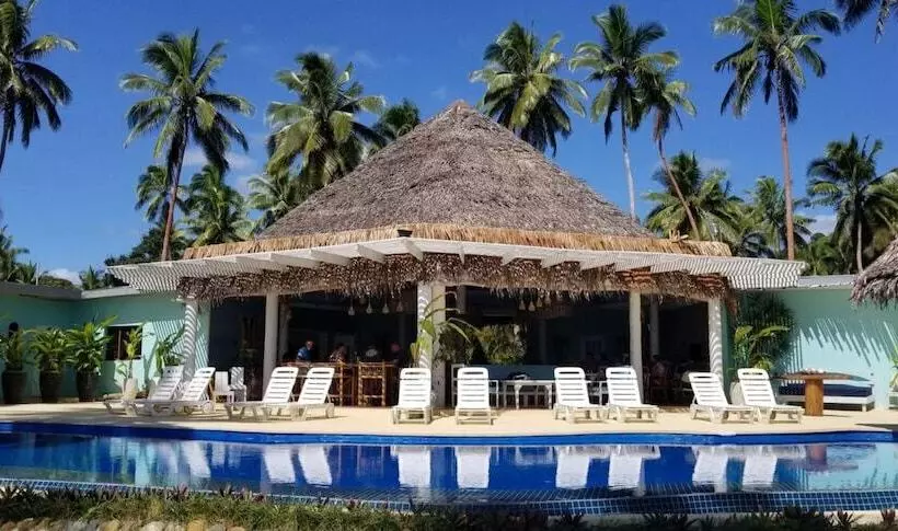 Отель Mango Bay Resort