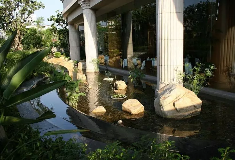 هتل Miramar Garden Taipei