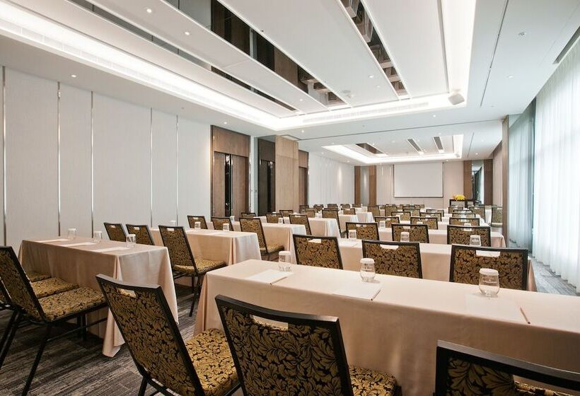 هتل Miramar Garden Taipei