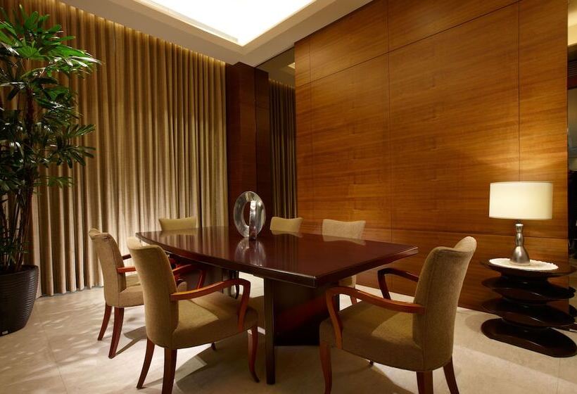 هتل Miramar Garden Taipei