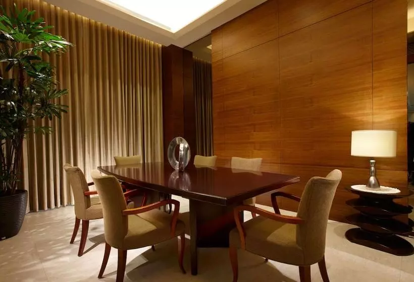 هتل Miramar Garden Taipei