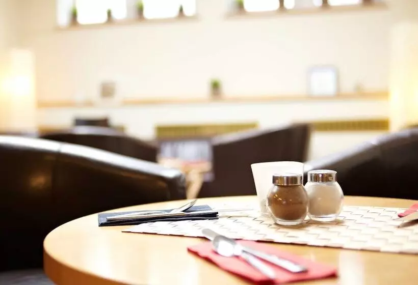 Hotell Ostseehalle Kiel By Premiere Classe