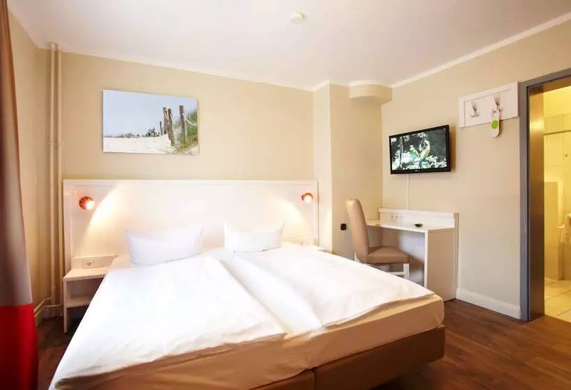 Hotell Ostseehalle Kiel By Premiere Classe