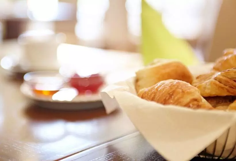 Hotell Ostseehalle Kiel By Premiere Classe