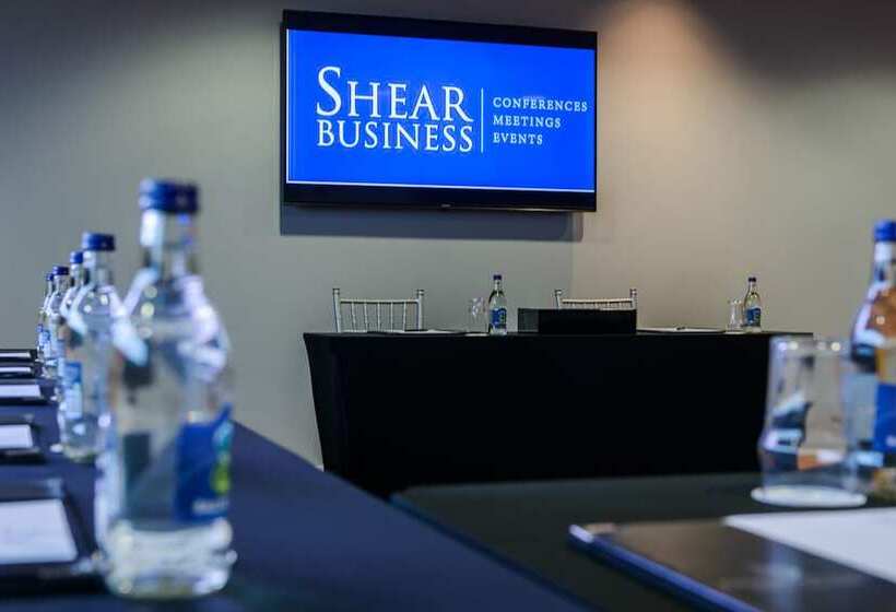 Shearwater Hotel & Spa