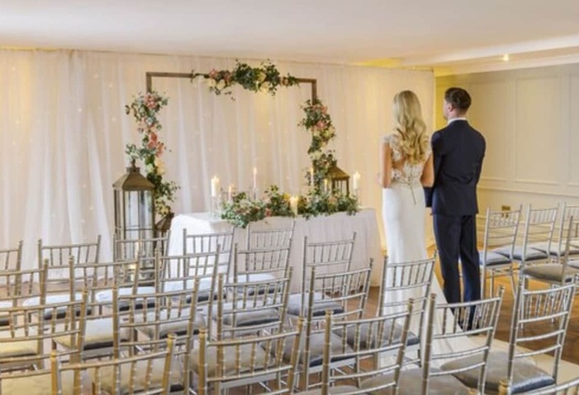 Shearwater Hotel & Spa