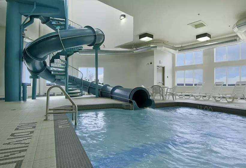 Hotel Super 8 By Wyndham Windsor Ns