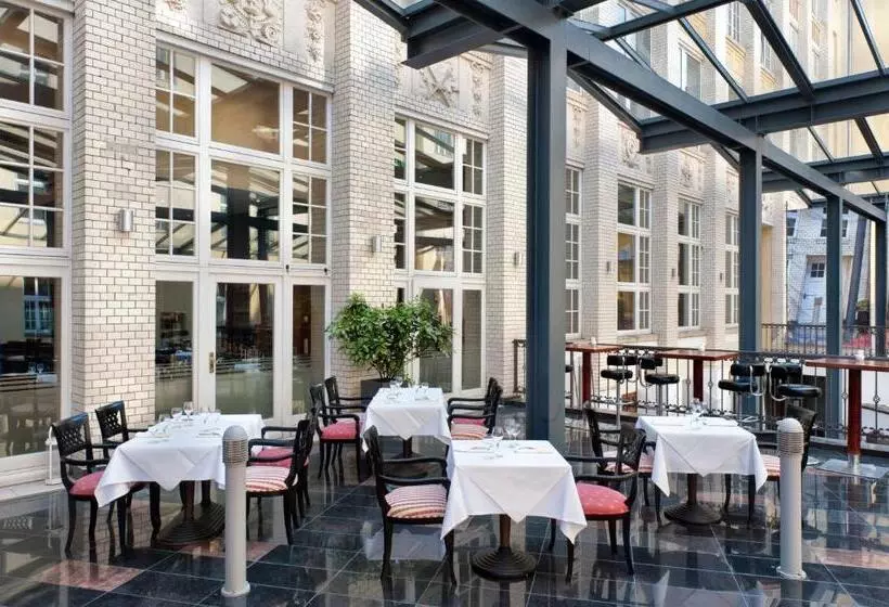 هتل Wyndham Garden Berlin Mitte