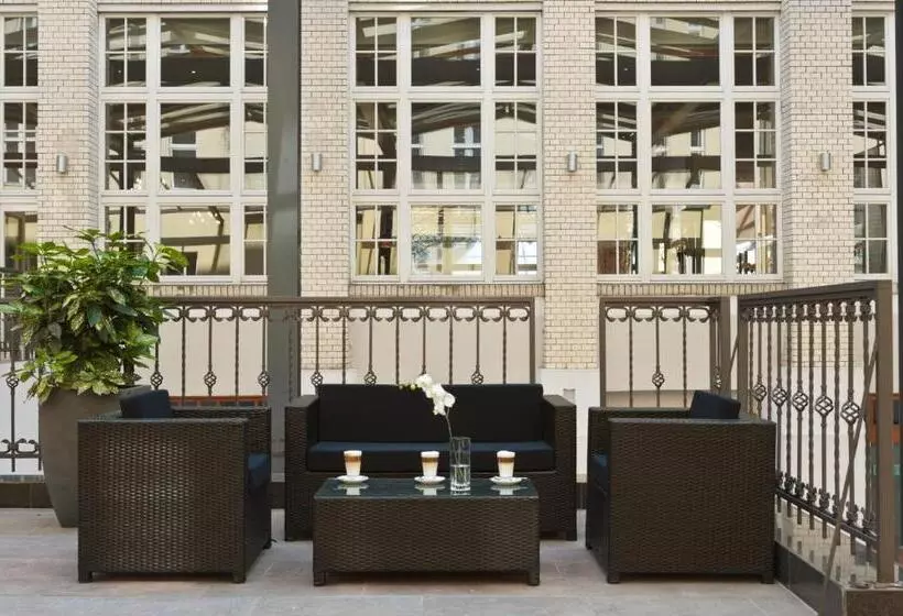 هتل Wyndham Garden Berlin Mitte