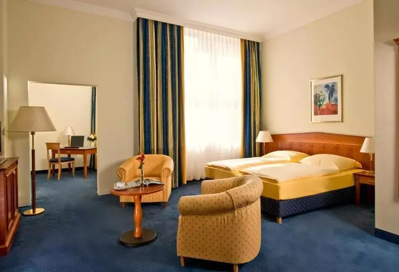 هتل Wyndham Garden Berlin Mitte