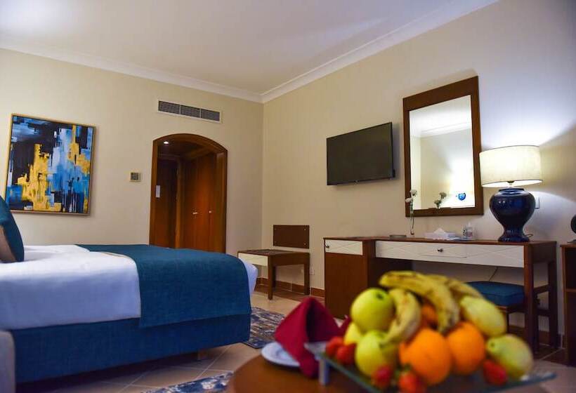 Ivy Cyrene Island Aqua Park Resort