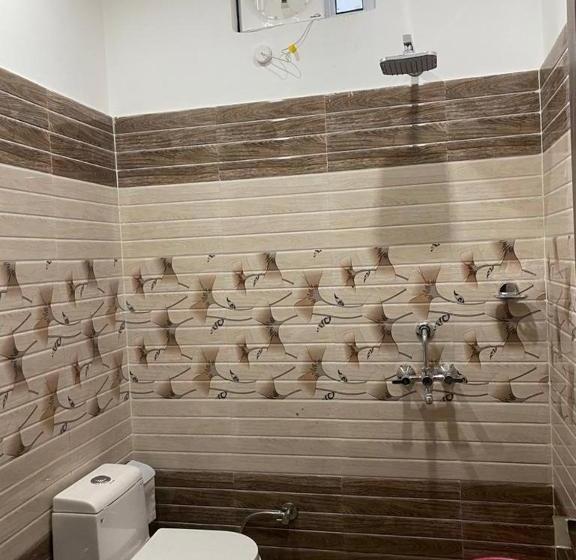 בית מלון כפרי Capital O 80283 The Grand Himalaya