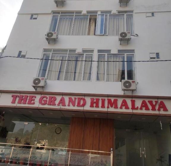 בית מלון כפרי Capital O 80283 The Grand Himalaya