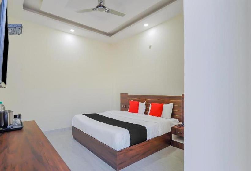 בית מלון כפרי Capital O 80283 The Grand Himalaya