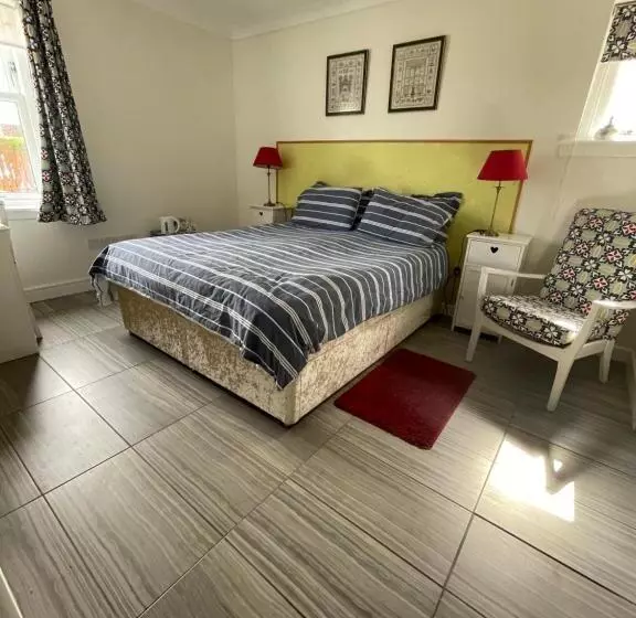 Aamiaismajoitus (B&B) Saorsa House Culross