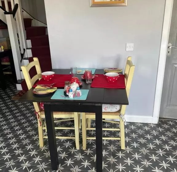 Aamiaismajoitus (B&B) Saorsa House Culross