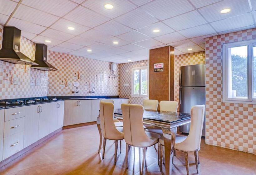 Fabhotel Turning Point Nr Ulsoor Lake