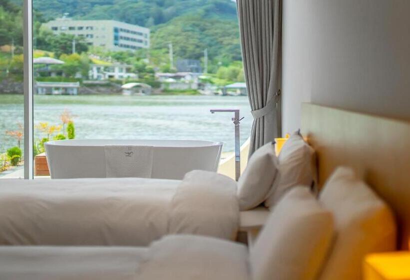 Gapyeong Hotel Suiteian