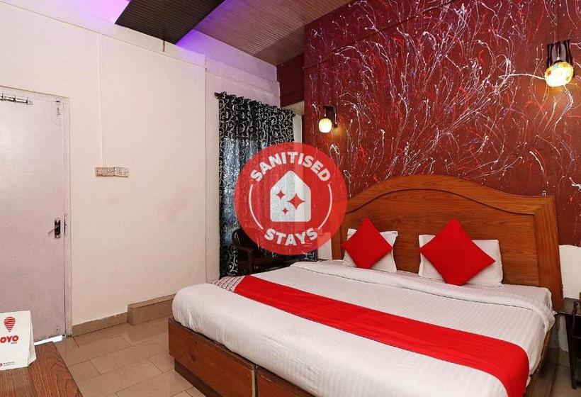 בית מלון כפרי Oyo 75892 Krishna Palace