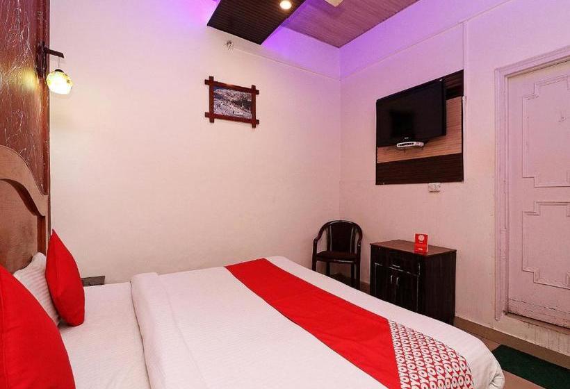 בית מלון כפרי Oyo 75892 Krishna Palace