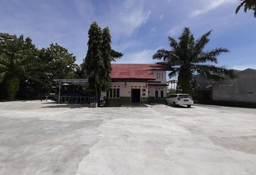 Hotel Oyo 90263 Diva Golf