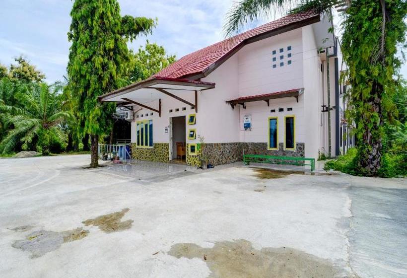 Hotel Oyo 90263 Diva Golf