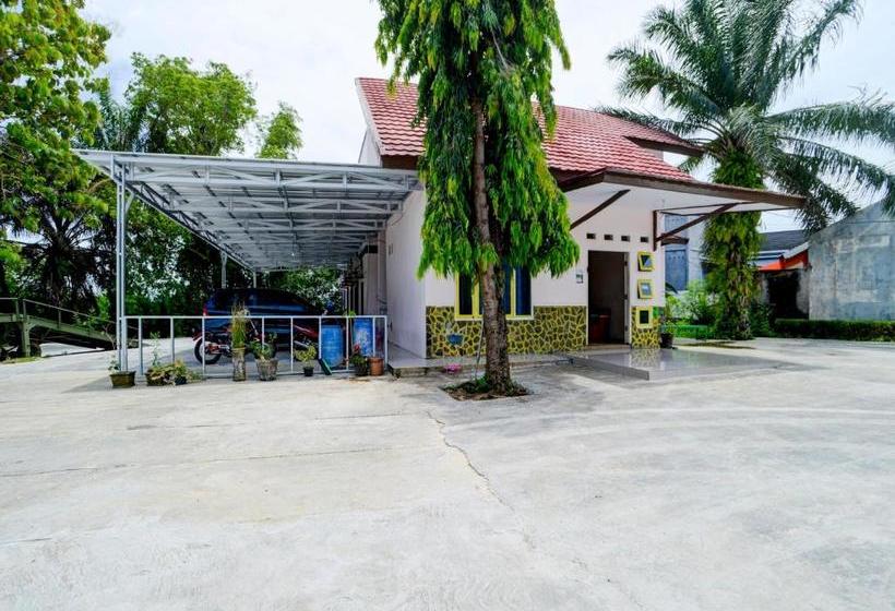 Hotel Oyo 90263 Diva Golf