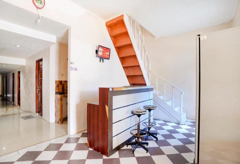 Hotel Oyo 90263 Diva Golf