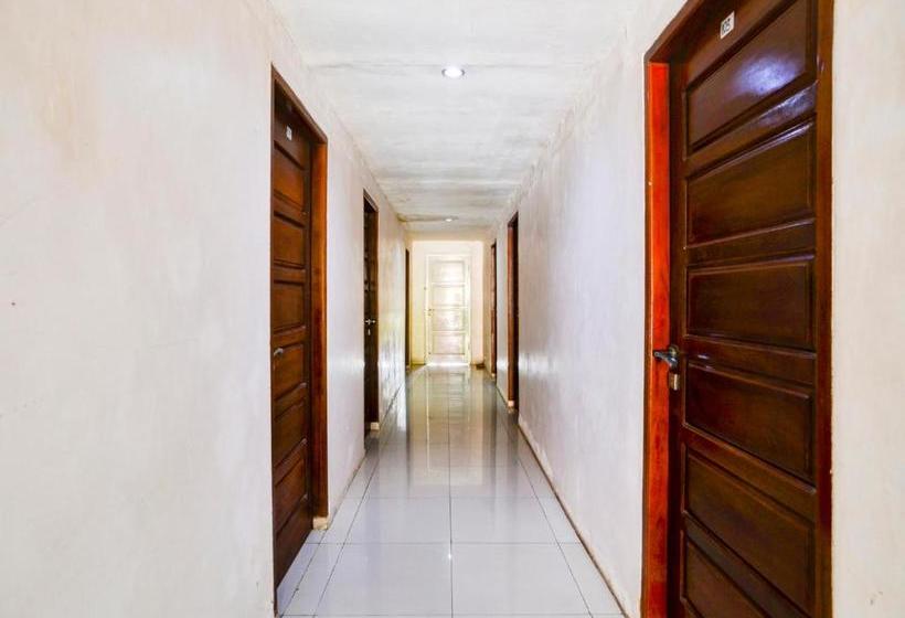 Hotel Oyo 90263 Diva Golf